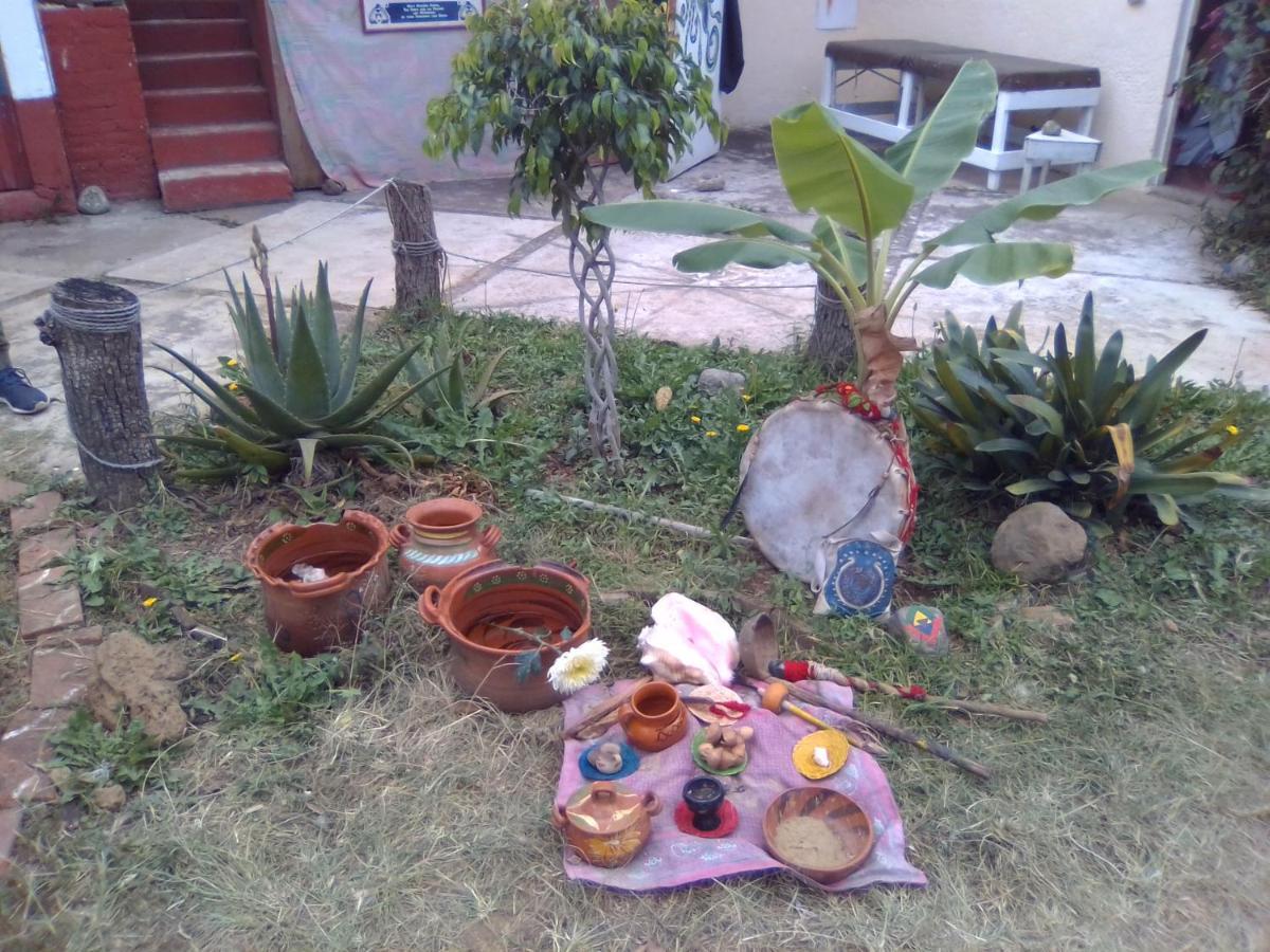 Natural Mystic Hostal Tepoztlan Exterior photo